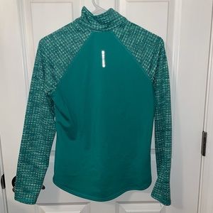 Athletic quarter zip